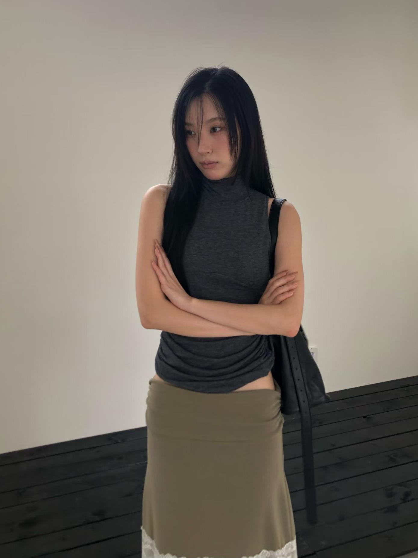 立領挖肩棉質背心